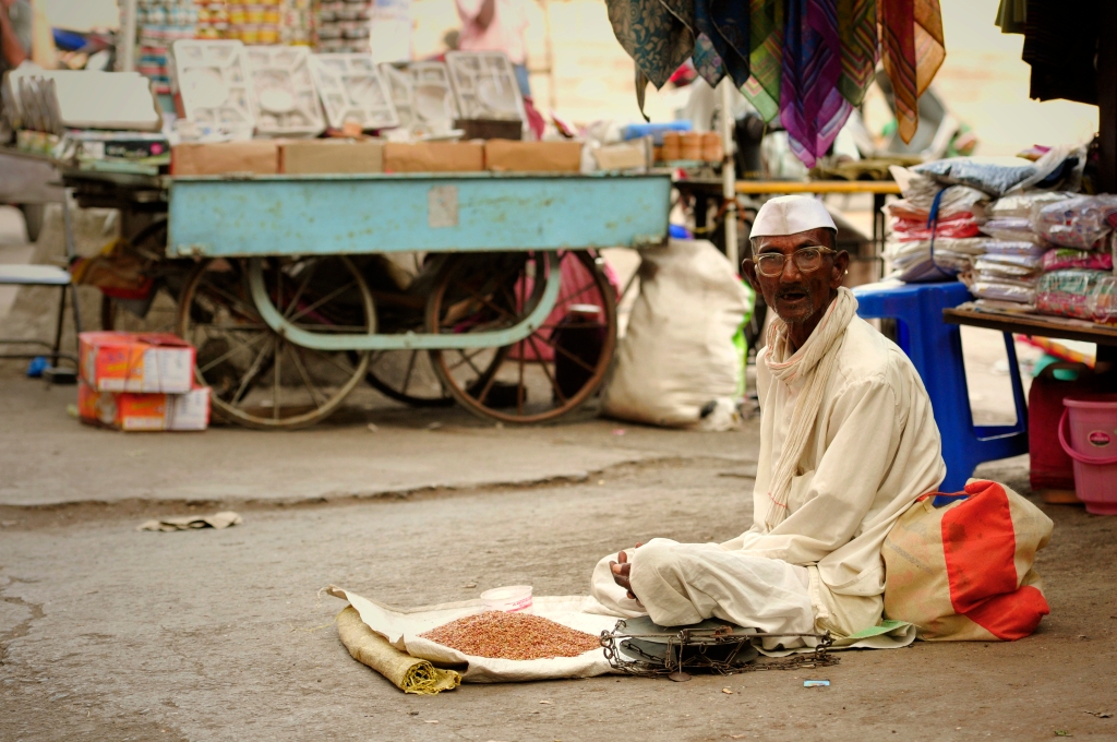 Photo of a nutseller in Nashik in India.