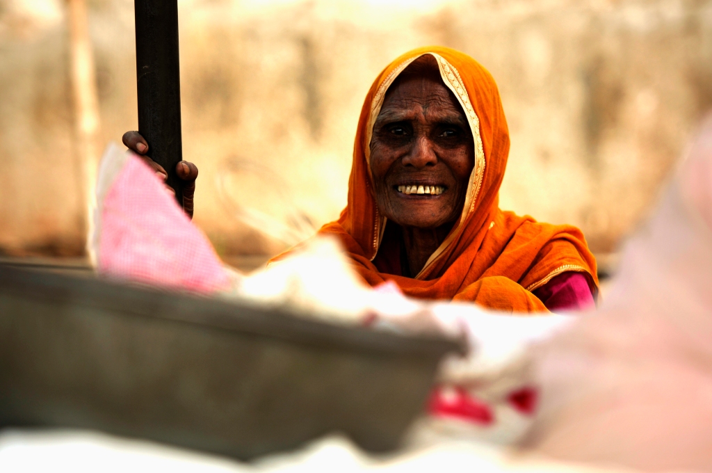 Photo of an old woman in Nashik, India.