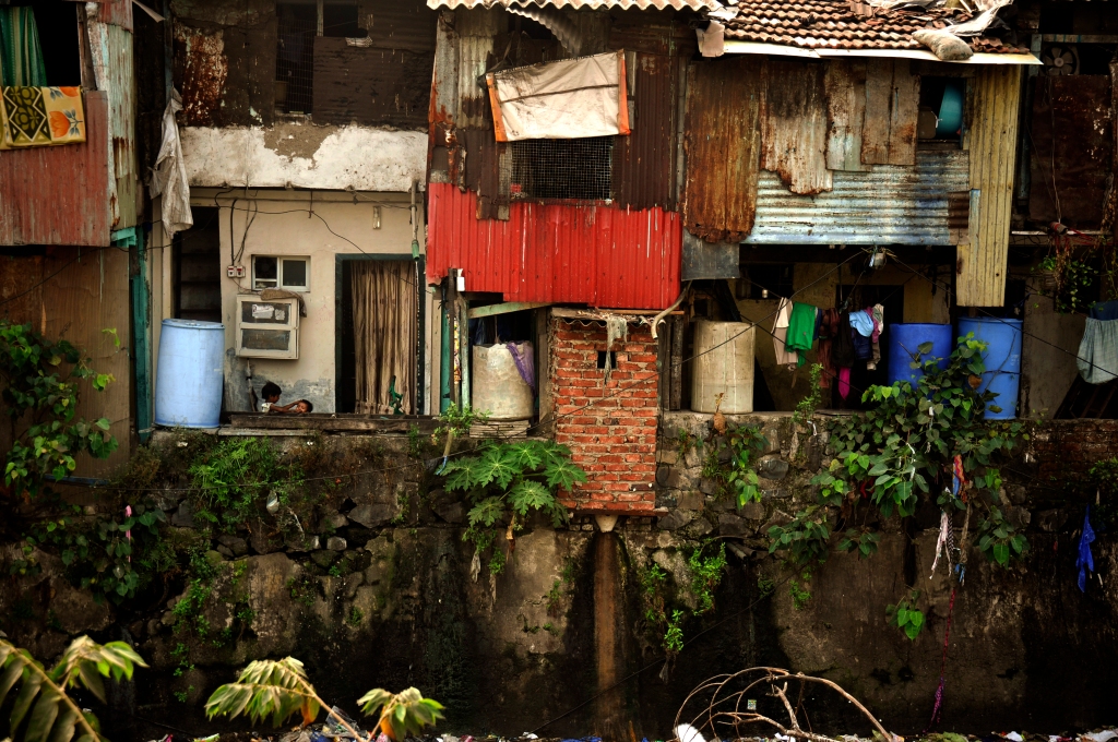 Photo of Dharavi slum shacks in India.