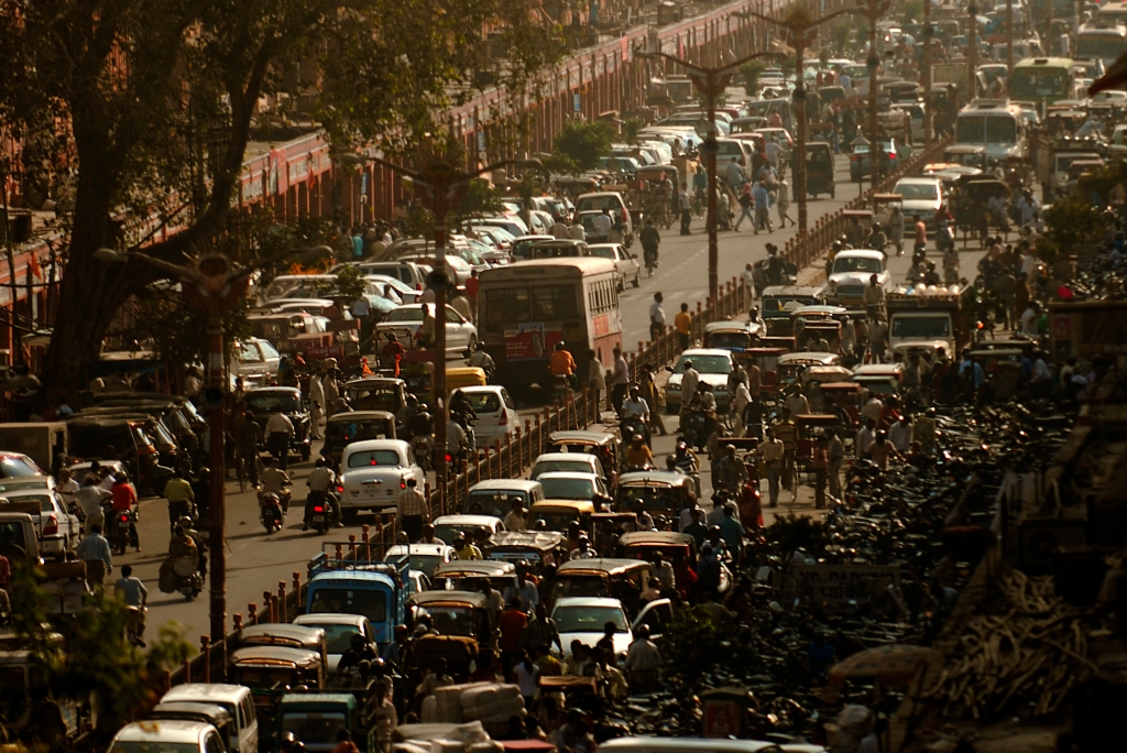 Photo of a chaotic road in India.