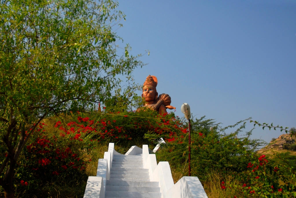 Hanuman temple, India - Your Shot - National Geographic Magazine -- Kristian Bertel